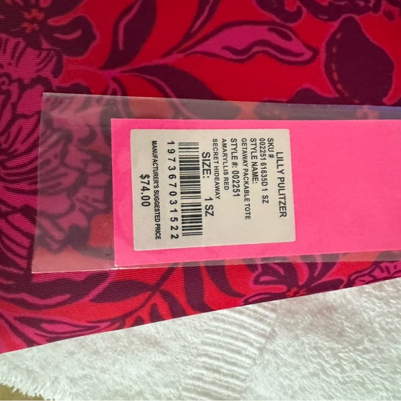 Lilly Pulitzer Getaway Packable Tote NWT - Picture 4 of 5